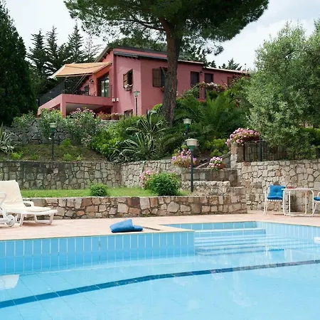 Ivoni Apartament